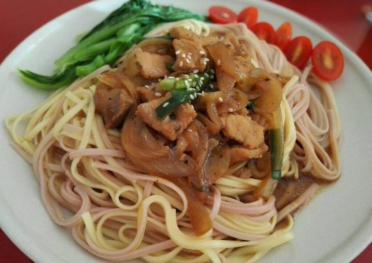 Recipe of Quick Dry mee with soy sauce pork