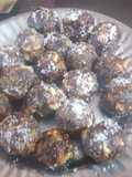 ખજુર ડ્રાયફ્રૂટ લાડુ (Khajoor Dryfruit Ladoo Recipe In Gujarati)