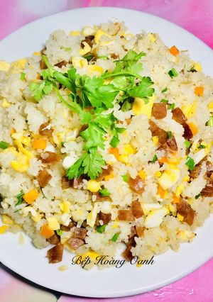 Hình của món Cơm Chiên Lạp Xưởng Trứng.