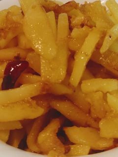 আলু ভাজা(Aloo bhaja recipe in Bengali) রেসিপির প্রধান ছবি