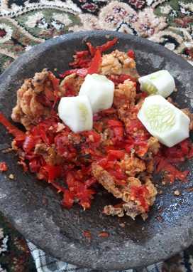 48 resep ayam geprek bawah bawah enak dan sederhana - Cookpad
