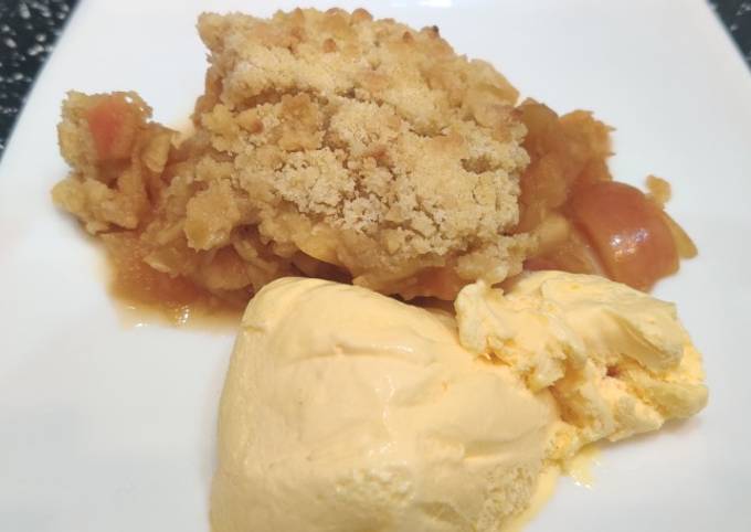 Simple Way to Prepare Any-night-of-the-week Apple Crumble