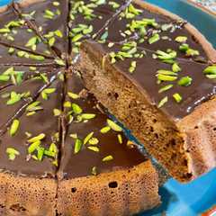 كيكة شوكولاتة بطريقه سهلة 🧇-レシピのメイン写真