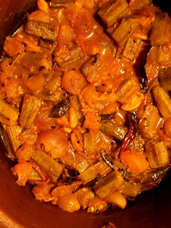 A picture of One pot Okra Curry.