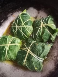 লাউ পাতায় ইলিশ পাতুরি(lau patay ilish paturi recipe in Bengali) রেসিপির প্রধান ছবি