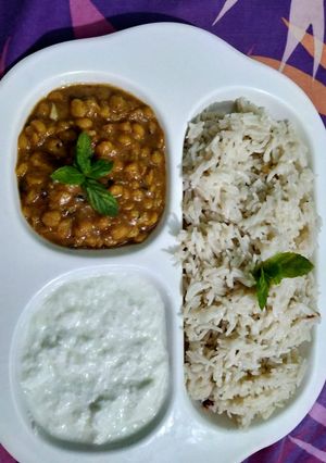 A picture of Dal chawal 😃.