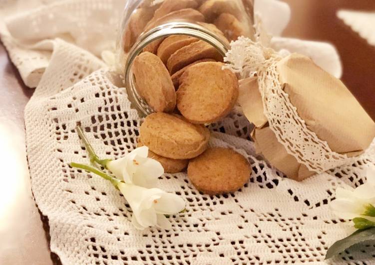 Biscotti con albumi e senza burro