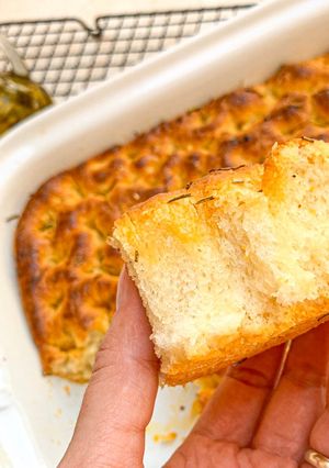 O poză a rețetei Focaccia cu rozmarin.