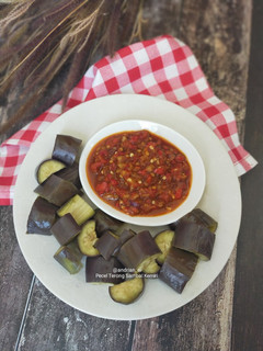 Foto resep Pecel Terong Sambal Kemiri