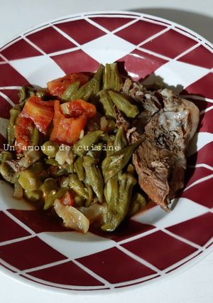 Une photo de Tajine d'agneau aux gombos 🍴