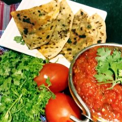 A picture of Tomatoes chutney.
