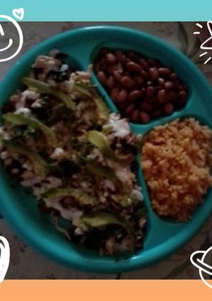 Una foto de Enchiladas con chile pasilla