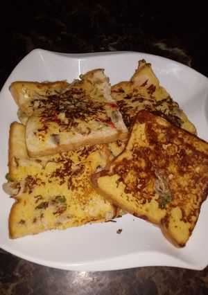 A picture of French toast.