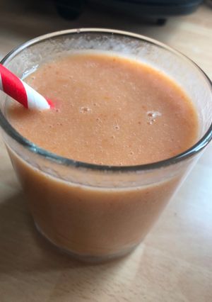 Φωτογραφία της συνταγής Smoothie με φράουλα, βερίκοκο, αχλάδι 🍓🍑🍐