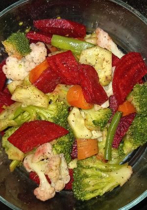 A picture of Healthy vegetable Salad.
