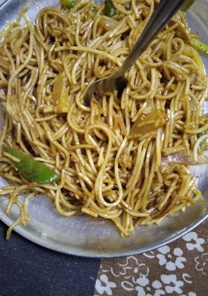 A picture of Noodles.