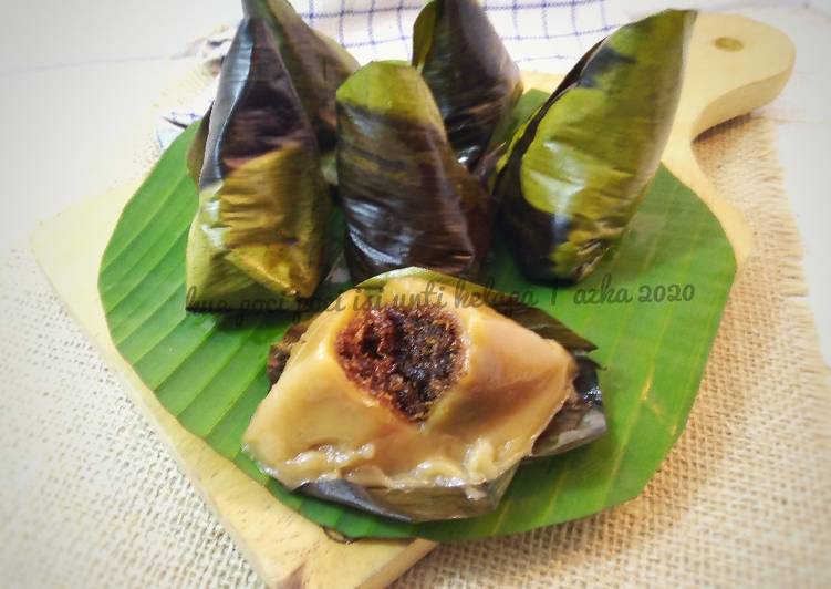 Cara Gampang Membuat Kue Poci isi unti kelapa yang Sempurna