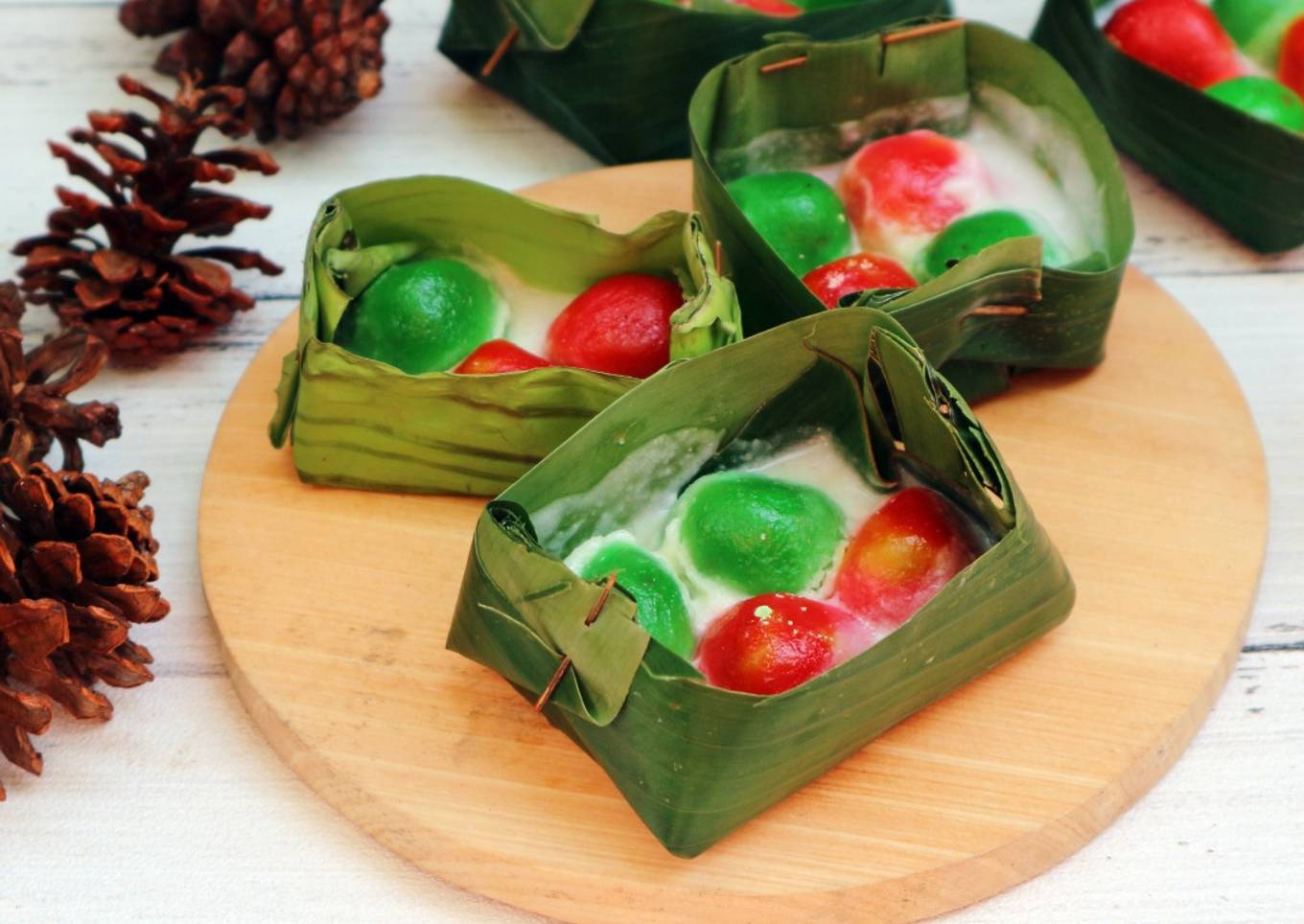 Puteri Mandi (Kue Bugis Kuah Santan)