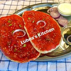 A picture of Lahori katlama.