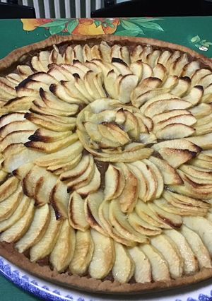 Une photo de Maxi tarte pommes compote de coings