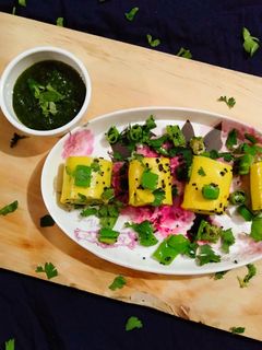 ખાંડવી(Khandvi recipe in Gujarati) રેસીપી મુખ્ય ફોટો