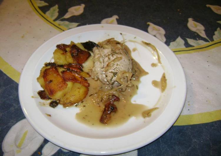 Rollos de cerdo a la ciruela con batatas acarameladas y zanahorias en reducción de aceto