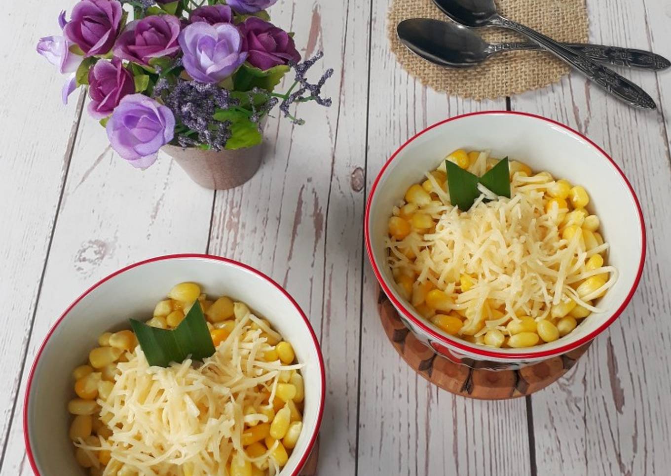 Jasuke (Jagung Susu Keju)