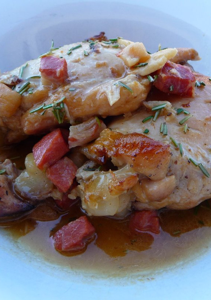 Una foto de Pollo a la canzanese