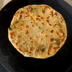 A picture of Leftover potato bujia sa paratha.