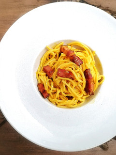 Una foto de La auténtica pasta carbonara
