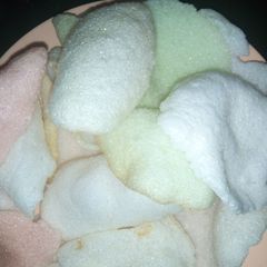 A picture of Prawn chips.
