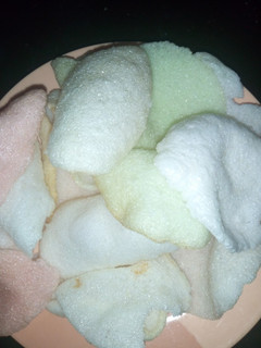 A picture of Prawn chips.