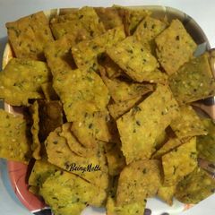 A picture of Karela-Kothmari Namkeen.