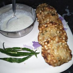 A picture of Sabudana vada.
