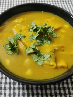 ગુજરાતી દાળ ઢોકળી (Gujarati Dal Dhokli Recipe In Gujarati) રેસીપી મુખ્ય ફોટો