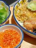 Gà chiên muối ớt và cơm chiên