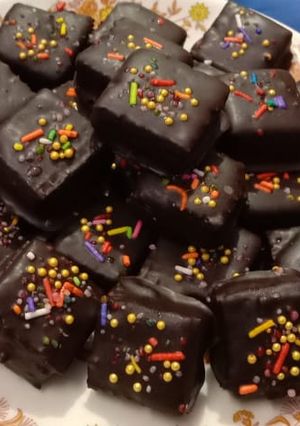 A picture of Chocolate coated waffers........ 🍫🍫🍫.