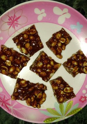 A picture of Peanut brittle.
