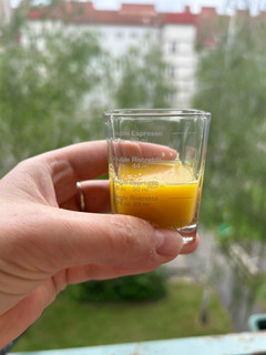 Citromos gyömbéres shot recept fotója