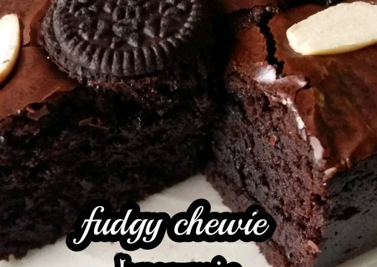 Fudgy Chewy Brownies #PinkBoxCereal