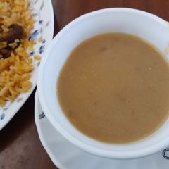 A picture of Creamy potato soup.