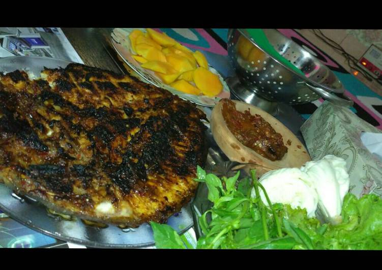 Cara meracik Gurame batu bakar pedas manis Lezat