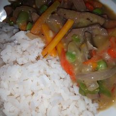 A picture of White Rice With Veggie-liver Sauce.