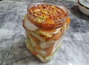 Hình của món Kim Chi Cải Thảo kiểu VN (Cải thảo ngâm chua ngọt ăn liền).