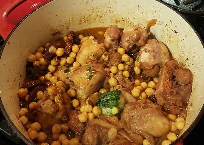 Easiest Way to Prepare Any-night-of-the-week Chorizo Braised Chicken Thighs with Chickpeas