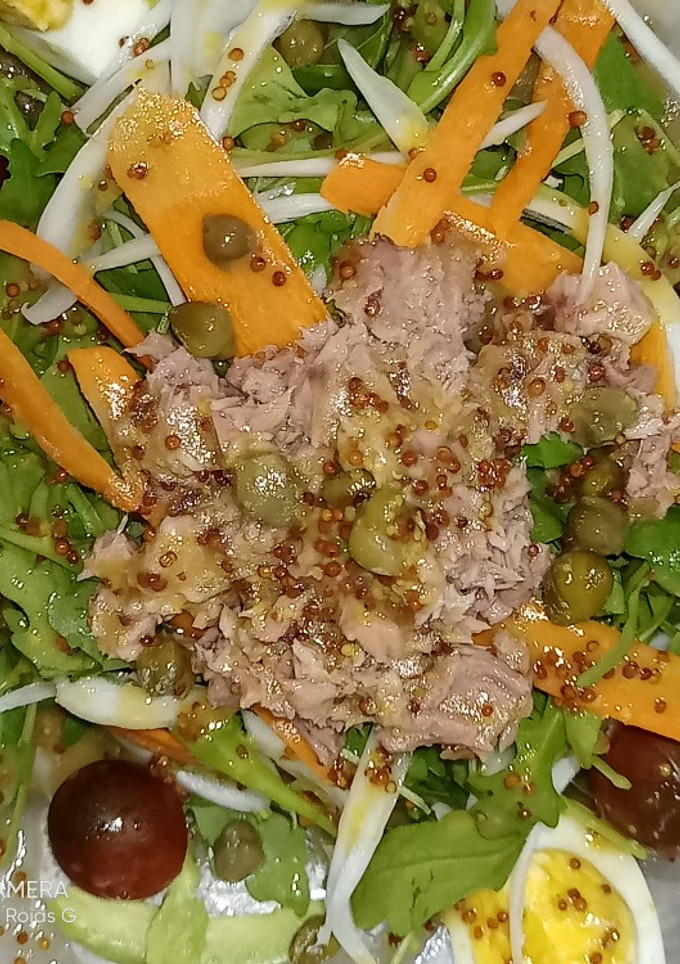 Una foto de Ensalada variada 👍
