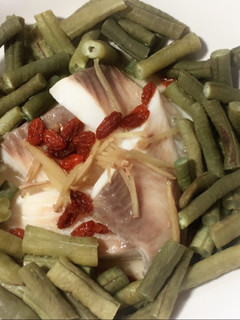 豇豆(菜豆)枸杞鯛魚片湯 的食譜成品照片