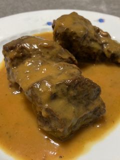 Una foto de Carrilleras de ternera estofadas