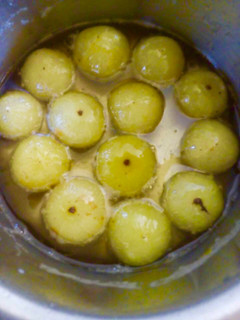 આંબળા નો મુરબ્બો (Aamla Murabba Recipe In Gujarati) રેસીપી મુખ્ય ફોટો