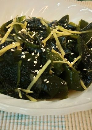 涼拌海帶芽 的食譜成品照片